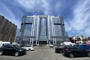 Фото №1: Торговое помещение 72 м² - Краснодар, мкр. жилой комплекс Аквамарин, ул. Уральская, 75к1