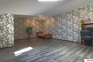 Фото №1: 4-комнатная квартира 110 м² - Краснодар, мкр. Музыкальный, ул. имени Сергея Есенина, 113