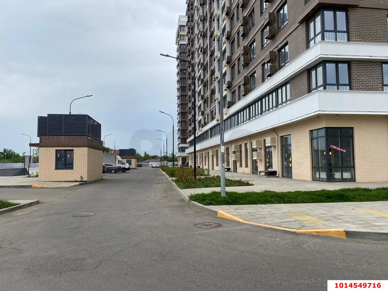 Фото №2: Торговое помещение 19 м² - Краснодар, Догма Парк, ул. Марины Цветаевой, 2к2