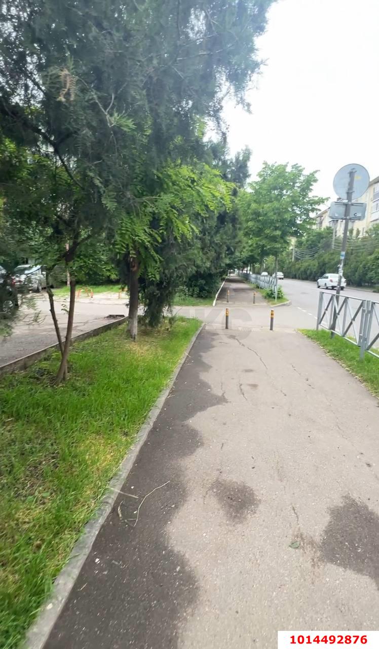 Фото №3: Торговое помещение 30 м² - Краснодар, Центральный, ул. Котовского, 111