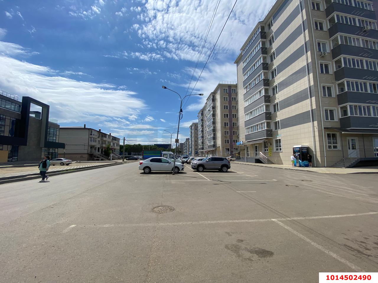 Фото №4: Торговое помещение 38 м² - Краснодар, жилой комплекс Краски, ул. Краеведа Соловьёва, 6к3