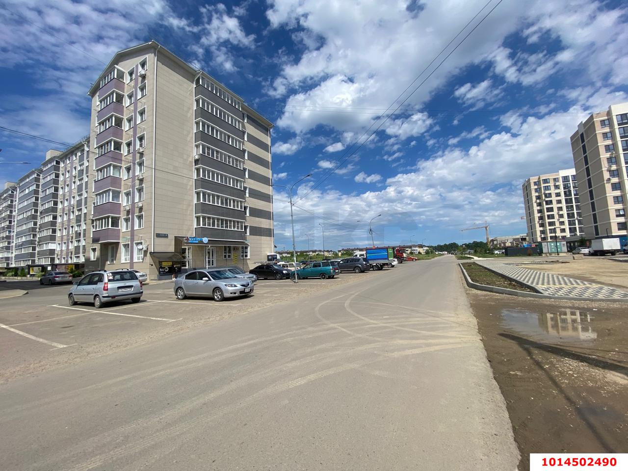 Фото №3: Торговое помещение 38 м² - Краснодар, жилой комплекс Краски, ул. Краеведа Соловьёва, 6к3