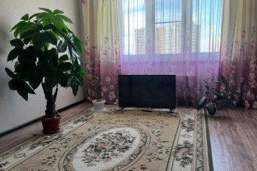 Фото №1: 2-комнатная квартира 60 м² - Краснодар, мкр. Почтовый, ул. имени Валерия Гассия, 11