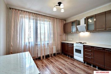 Фото №1: 2-комнатная квартира 60 м² - Краснодар, мкр. Почтовый, ул. имени Валерия Гассия, 11