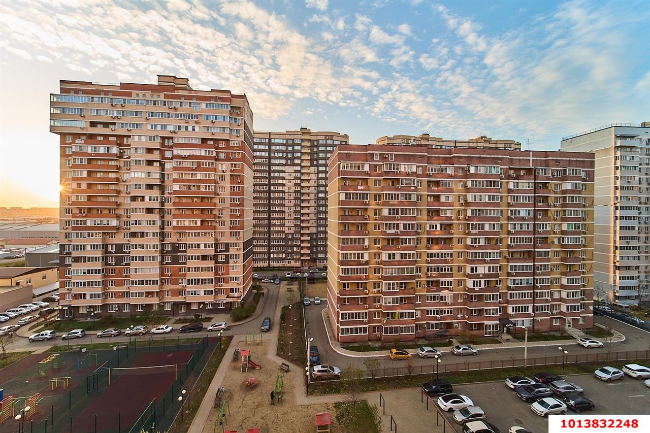 Фото №11: 3-комнатная квартира 100 м² - Краснодар, Прикубанский внутригородской округ, Завод Радиоизмерительных Приборов, мкр. имени Петра Метальникова, ул. Петра Метальникова