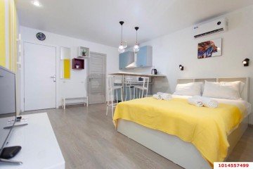 Фото №1: 2-комнатная квартира 42 м² - Краснодар, мкр. жилой комплекс Кремлёвские Ворота, ул. Кореновская, 2к2