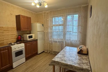 Фото №3: 2-комнатная квартира 57 м² - Краснодар, мкр. Юбилейный, пр-кт Чекистов, 19