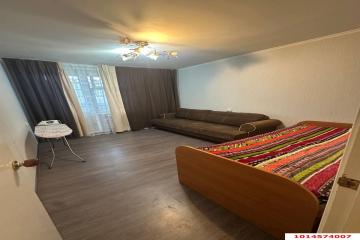 Фото №1: 2-комнатная квартира 57 м² - Краснодар, мкр. Юбилейный, пр-кт Чекистов, 19