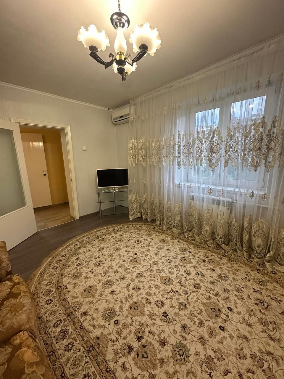 Фото №2: 2-комнатная квартира 57 м² - Краснодар, Западный внутригородской округ, мкр. Юбилейный, пр-кт Чекистов, 19