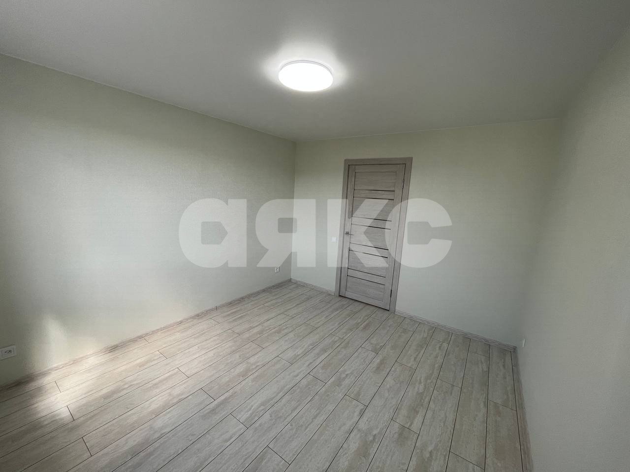 Фото №20: 2-комнатная квартира 52 м² - Симферополь, квартал Украинка, ул. Туристов, 8/5/1