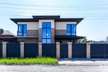 Фото №2: Дом 210 м² - Краснодар, мкр. Завод Измерительных Приборов, аллея улица Тополиная