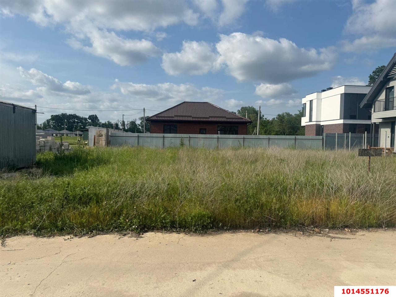 Фото №2: Земельный участок 4.2 сот. - Дружелюбный, Прикубанский внутригородской округ, коттеджный комплекс Дружный, мкр. квартал Куренной, 110