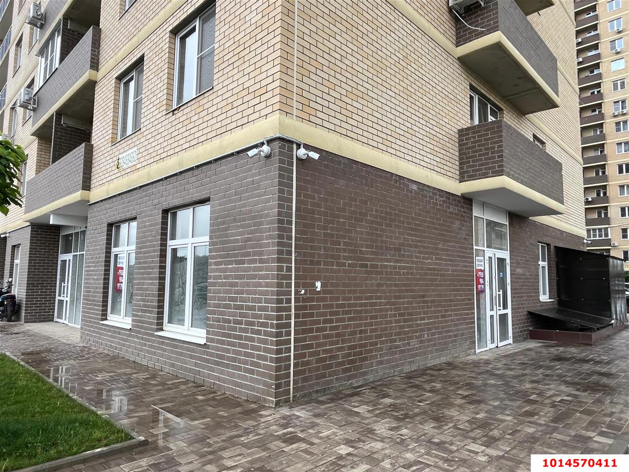 Фото №3: Торговое помещение 31 м² - Краснодар, жилой комплекс Дыхание, ул. Лётчика Позднякова, 2к19
