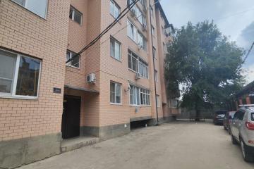 Фото №1: 2-комнатная квартира 58 м² - Краснодар, мкр. Сады Калинина, ул. Екатеринодарская, 10