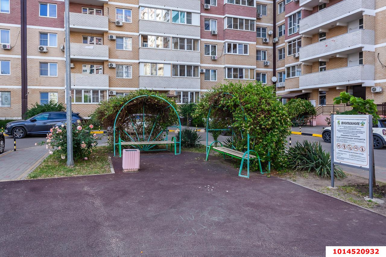 Фото №13: 3-комнатная квартира <span class="whitespace-nowrap">90 м²</span>, <span class="whitespace-nowrap">13/23 эт.</span> - Краснодар, Карасунский внутригородской округ, мкр. Почтовый, пр-кт имени писателя Знаменского, 20