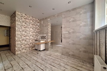 Фото №2: Офисное помещение 33 м² - Краснодар, мкр. жилой комплекс Мирный, ул. им. Сорока А.М., 2