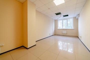 Фото №3: Коммерция 166 м² - Краснодар, мкр. Центральный, ул. Фабричная, 10