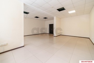 Фото №2: Торговое помещение 167 м² - Краснодар, мкр. Центральный, ул. Фабричная, 10