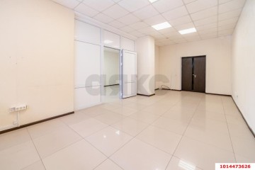 Фото №4: Торговое помещение 167 м² - Краснодар, мкр. Центральный, ул. Фабричная, 10
