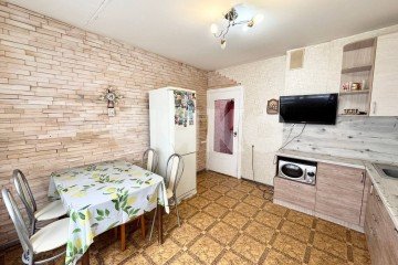 Фото №2: 4-комнатная квартира 110 м² - Нижнекамск, мкр. 29А, ул. Чишмале, 19
