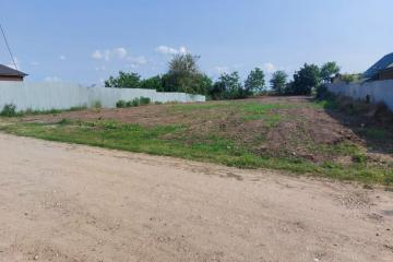 Фото №1: Земельный участок 20 сот. - Старокорсунская, мкр. Карасунский внутригородской округ, ул. Садовая, 2/7