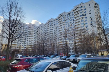 Фото №1: Торговое помещение 39 м² - Краснодар, мкр. Московский, ул. Карякина, 27