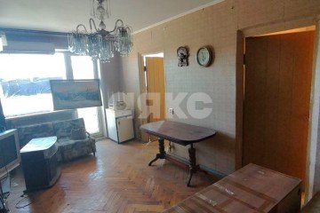 Фото №4: 4-комнатная квартира 73 м² - Мариуполь, р. Центральный, пр-кт Ленина, 135