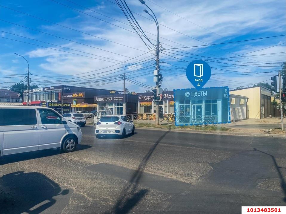 Фото №1: Торговое помещение 55 м² - Краснодар, Краевая Клиническая Больница, ул. Российская, 284