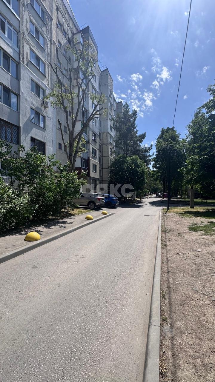 Фото №4: 3-комнатная квартира 61 м² - Симферополь, Центральный, ул. 60 лет Октября, 17