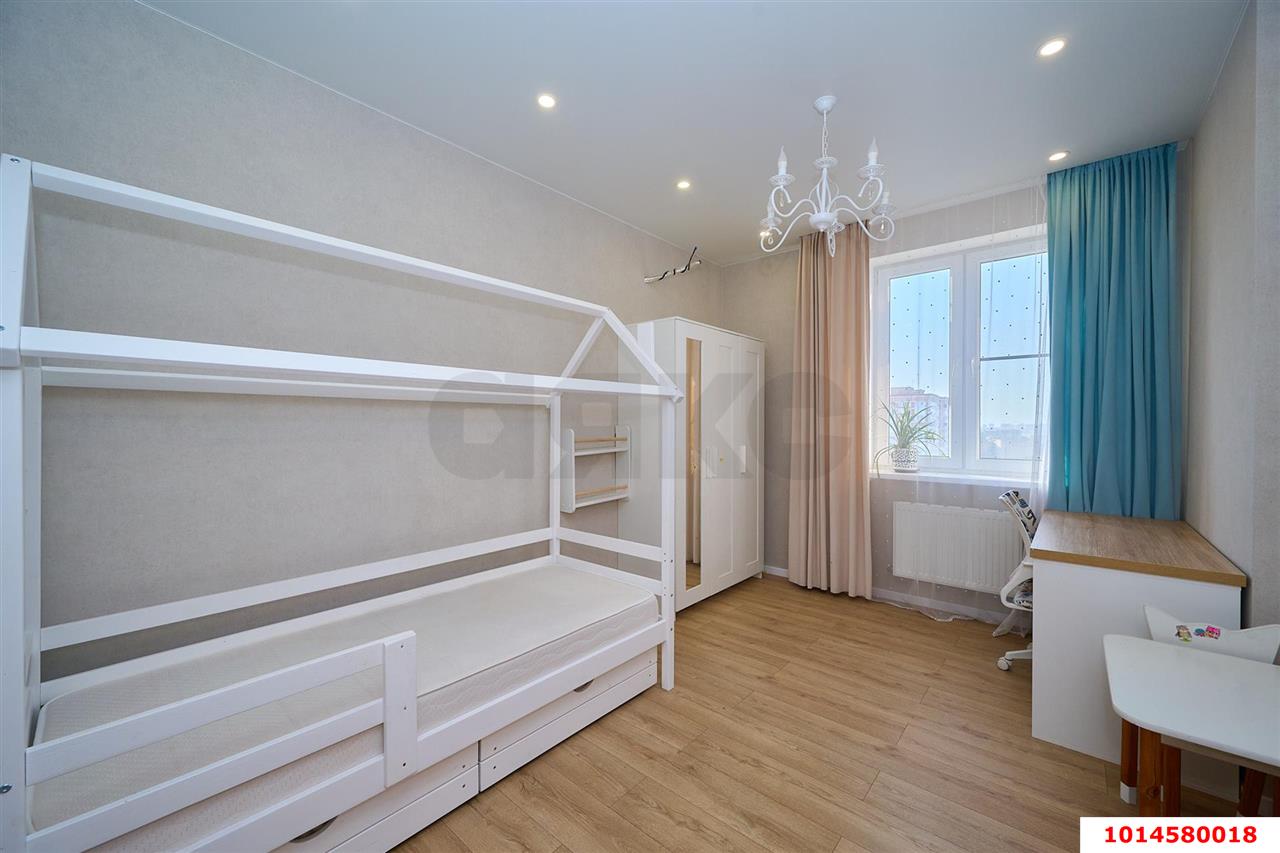 Фото №8: 3-комнатная квартира 92 м² - Краснодар, ЖК Маршал, Западный внутригородской округ, Фестивальный, мкр. жилой комплекс Маршал, ул. Гаражная, 87