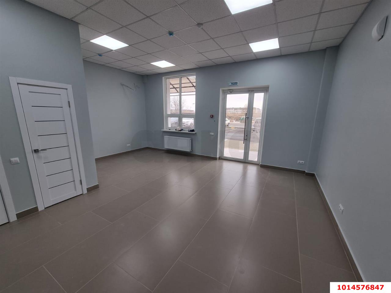 Фото №1: Коммерция 36 м² - Краснодар, Прикубанский внутригородской округ, мкр. жилой комплекс Краски, ул. Краеведа Соловьёва, 6к7