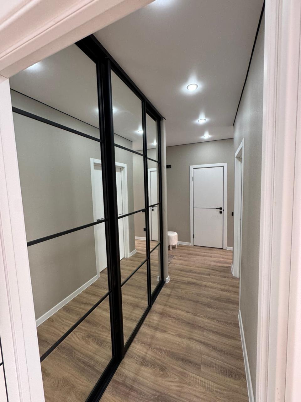 Фото №10: 2-комнатная квартира 55 м² - Краснодар, Прикубанский внутригородской округ, Завод Радиоизмерительных Приборов, имени Петра Метальникова, мкр. жилой комплекс Времена Года-2, ул. Петра Метальникова, 26