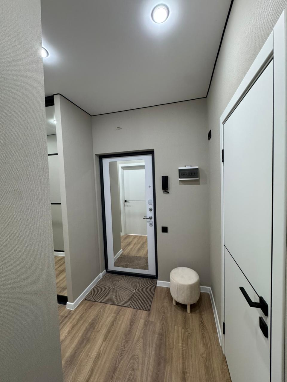 Фото №8: 2-комнатная квартира 55 м² - Краснодар, Прикубанский внутригородской округ, Завод Радиоизмерительных Приборов, имени Петра Метальникова, мкр. жилой комплекс Времена Года-2, ул. Петра Метальникова, 26