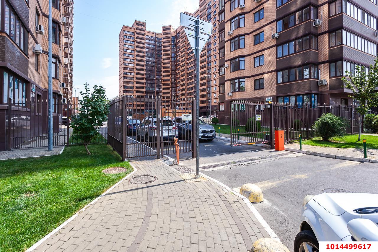 Фото №1: 2-комнатная квартира 67 м² - Краснодар, Центральный, ул. Октябрьская, 181/2
