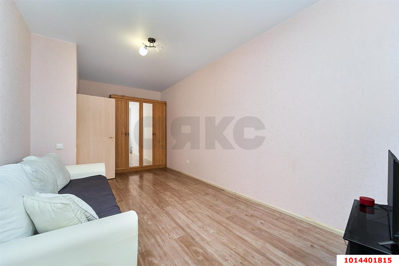 Фото №8: 1-комнатная квартира <span class="whitespace-nowrap">38 м²</span>, <span class="whitespace-nowrap">9/25 эт.</span> - Краснодар, Прикубанский внутригородской округ, мкр. ЖК Губернский, ул. имени Героя Георгия Бочарникова, 8