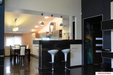 Фото №1: 3-комнатная квартира 137 м² - Краснодар, мкр. Восточно-Кругликовский, ул. Черкасская, 71