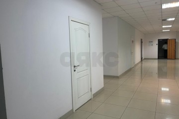 Фото №3: Офисное помещение 600 м² - Краснодар, мкр. Западный внутригородской округ, ул. Северная, 320