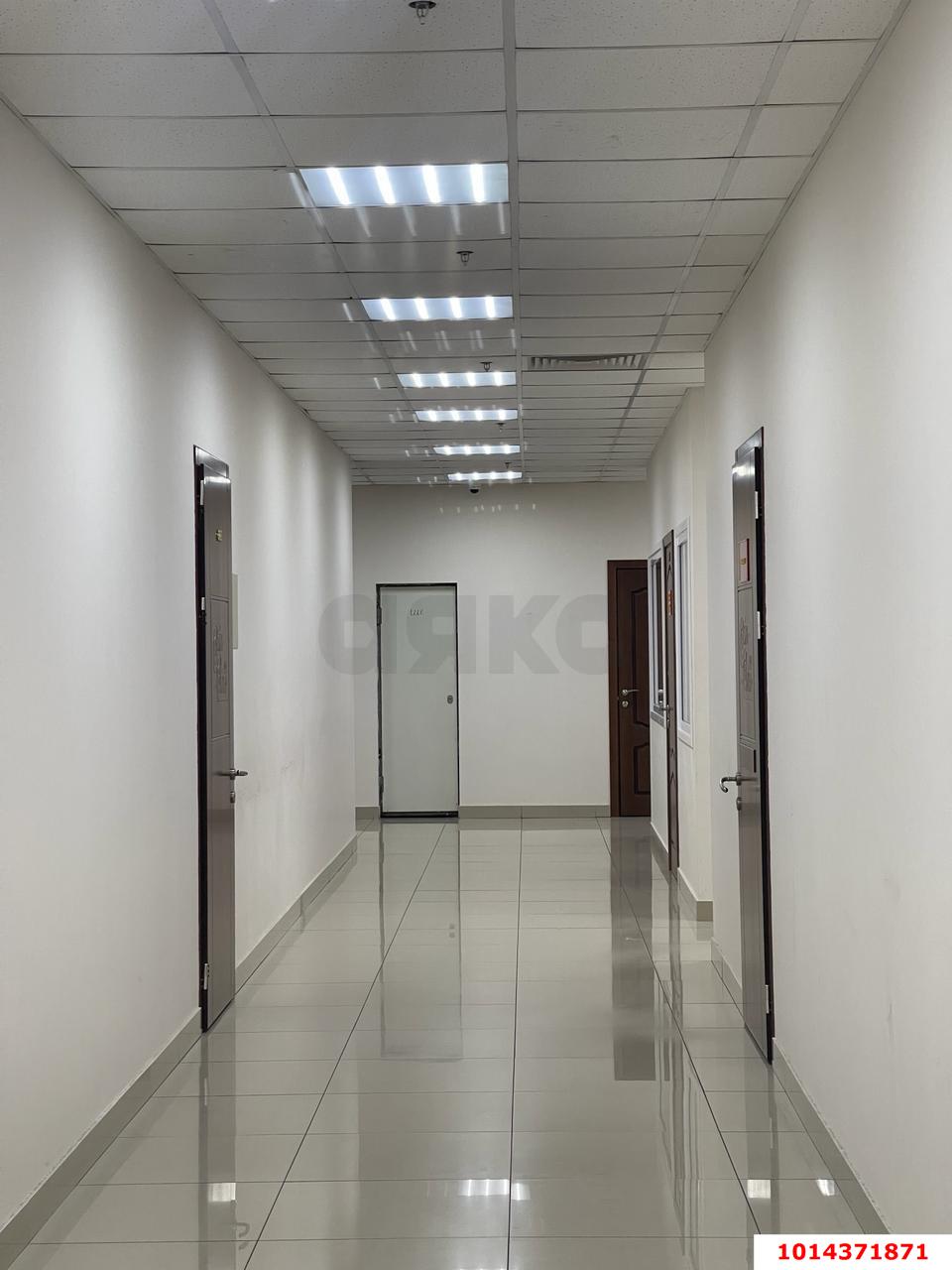 Фото №1: Офисное помещение 600 м² - Краснодар, Западный внутригородской округ, ул. Северная, 320