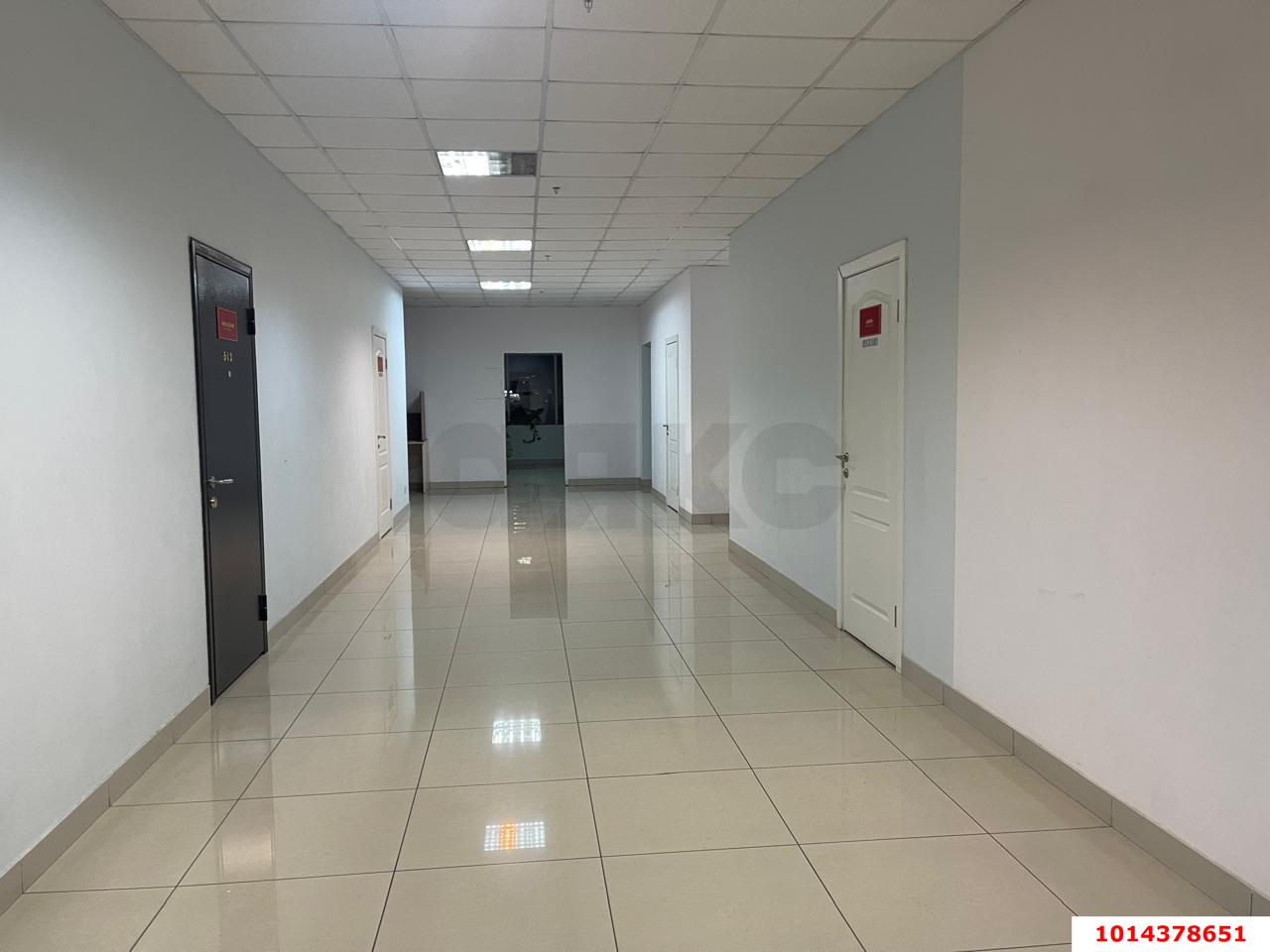 Фото №2: Офисное помещение 611 м² - Краснодар, Западный внутригородской округ, ул. Северная, 326