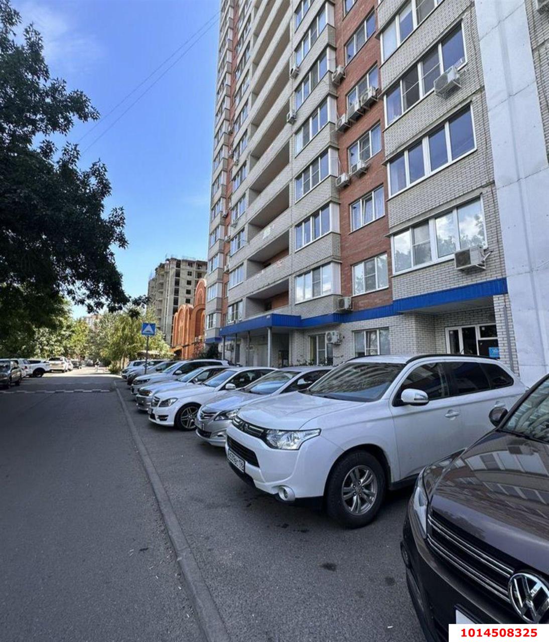 Фото №1: Коммерция 165 м² - Краснодар, ЖК Покровский, Центральный внутригородской округ, жилой комплекс Покровский, Покровка, мкр. Центральный, ул. Фабричная, 10