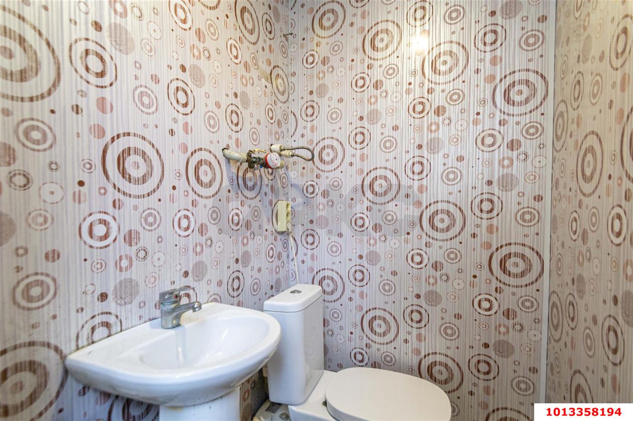 Фото №1: Коммерция 33 м² - Российский, мкр. Прикубанский внутригородской округ, ул. имени В.М. Комарова, 25