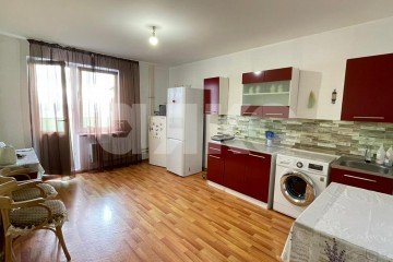 Фото №2: 3-комнатная квартира 80 м² - Геленджик, мкр. жилой комплекс Кубанская Марка, ул. Маршала Жукова, 1к3