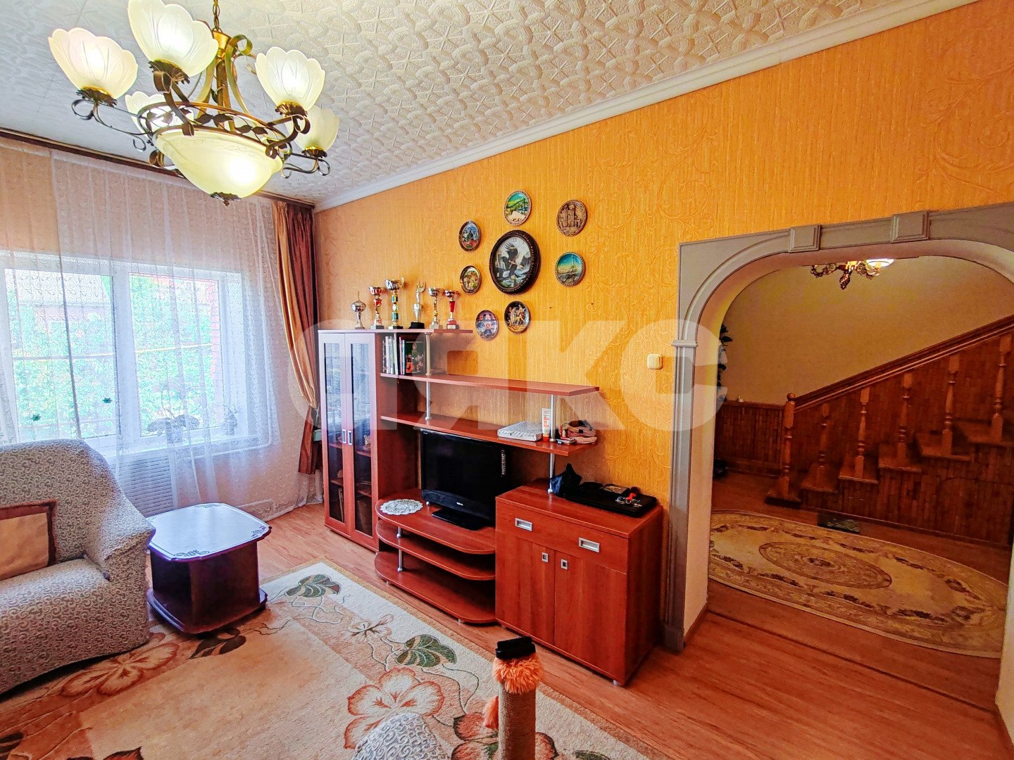 Фото №4: Дом 216 м² + 5.8 сот. - Темрюк, ул. Первомайская, 27А