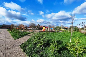 Фото №1: Земельный участок под ИЖС 4.9 сот. - Новотитаровская, ул. Коммунаров, 162