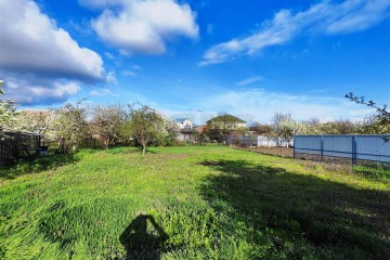 Фото №2: Земельный участок под ИЖС 4.9 сот. - Новотитаровская, ул. Коммунаров, 162