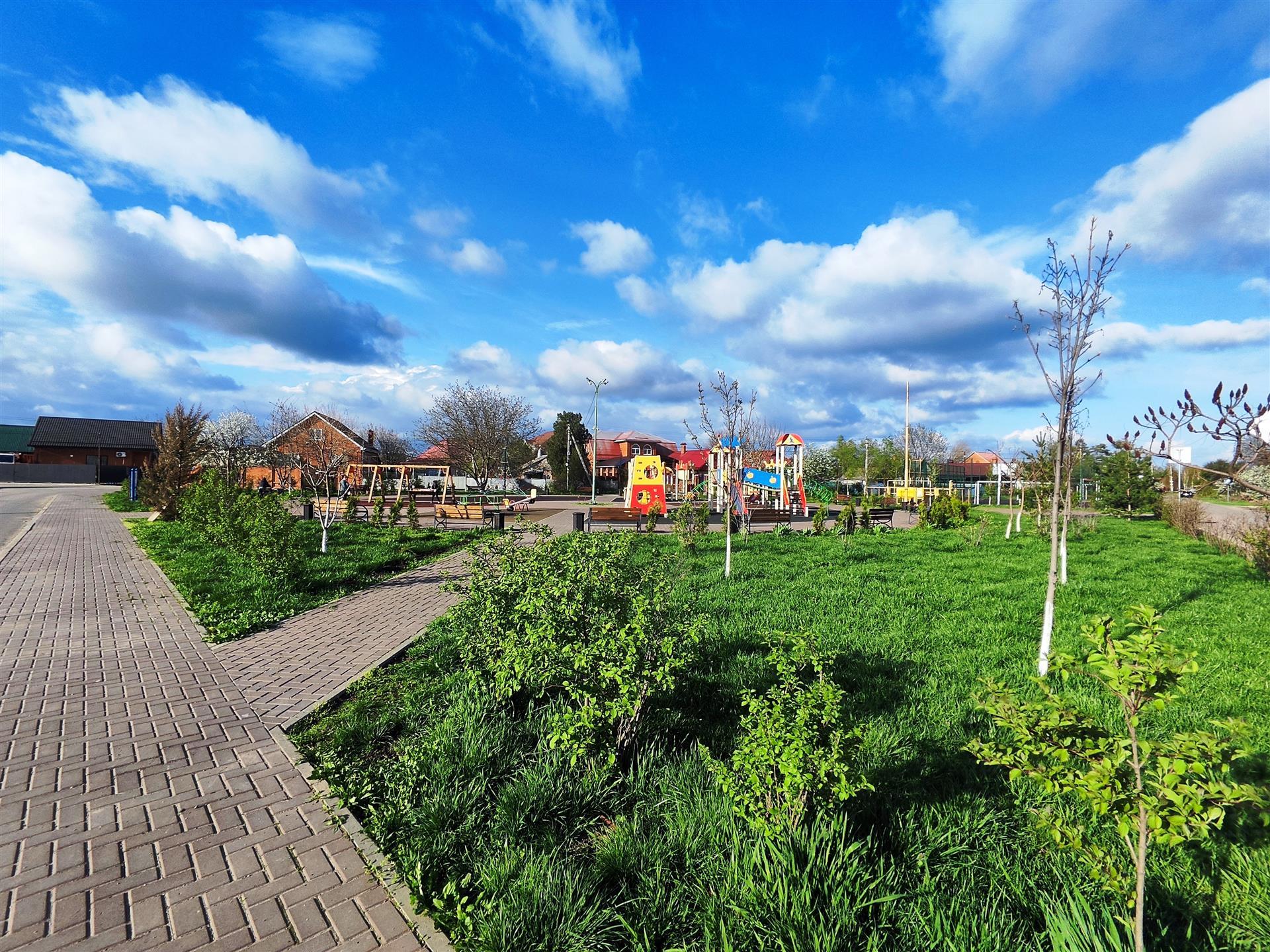 Фото №1: Земельный участок 4.9 сот. - Новотитаровская, ул. Коммунаров, 162