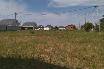 Фото №2: Земельный участок под ИЖС 10 сот. - Российский, мкр. Прикубанский внутригородской округ, ул. Триумфальная, 57