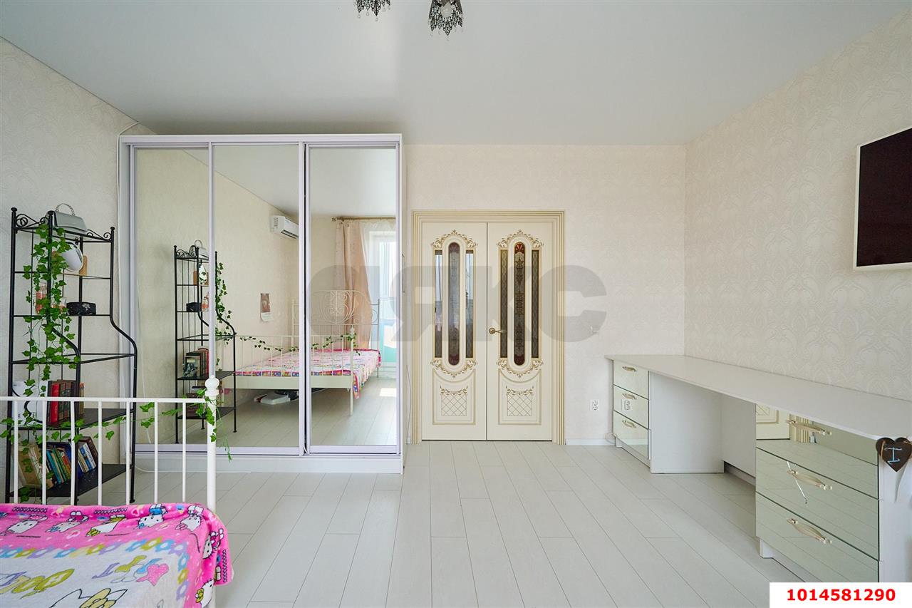 Фото №6: 2-комнатная квартира 74 м² - Краснодар, Камвольно-суконный Комбинат, ул. Максима Горького, 34/1