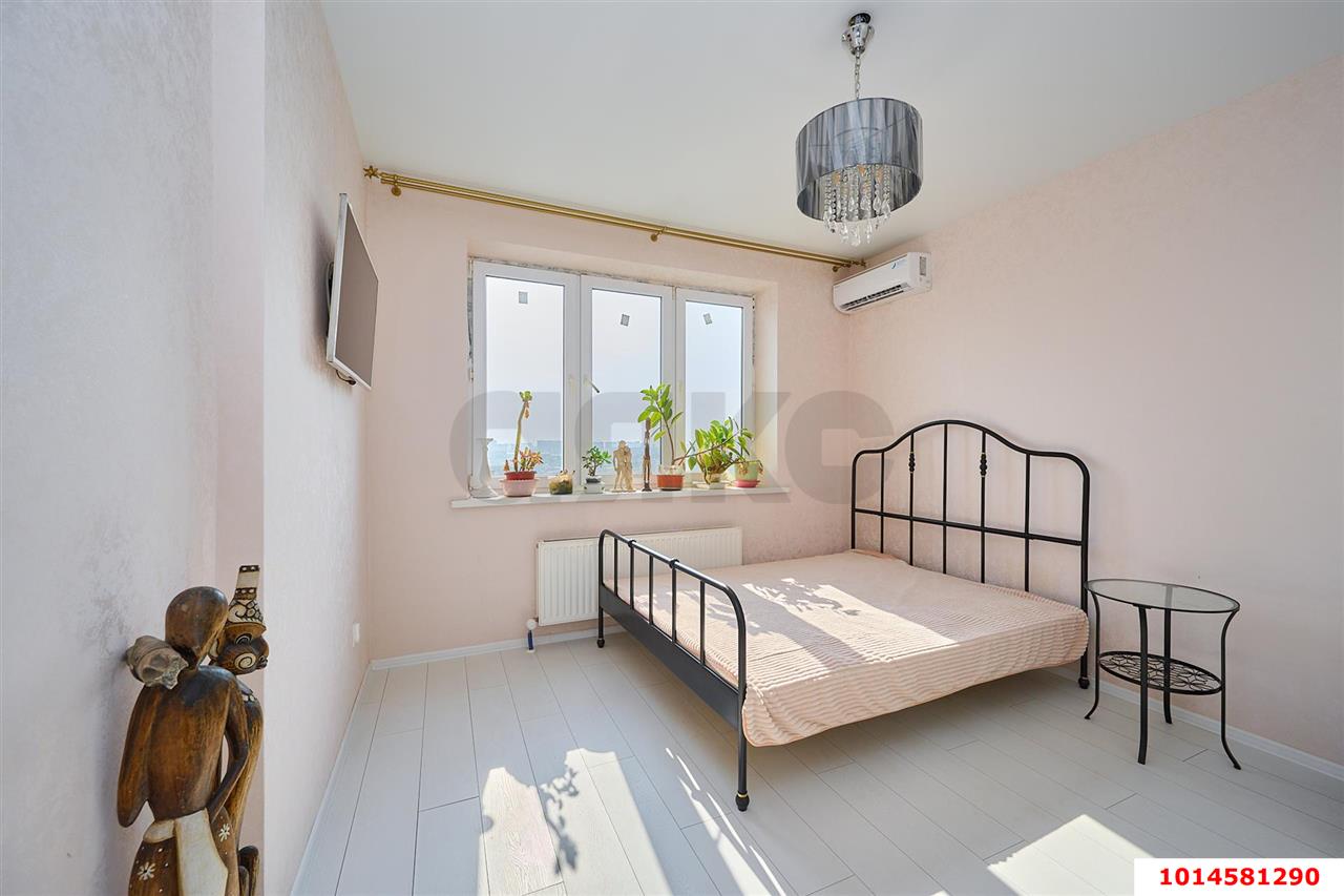 Фото №8: 2-комнатная квартира 74 м² - Краснодар, Камвольно-суконный Комбинат, ул. Максима Горького, 34/1