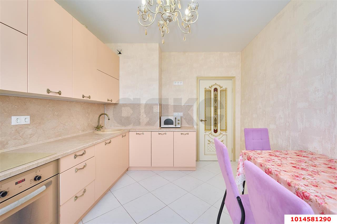 Фото №3: 2-комнатная квартира 74 м² - Краснодар, Камвольно-суконный Комбинат, ул. Максима Горького, 34/1